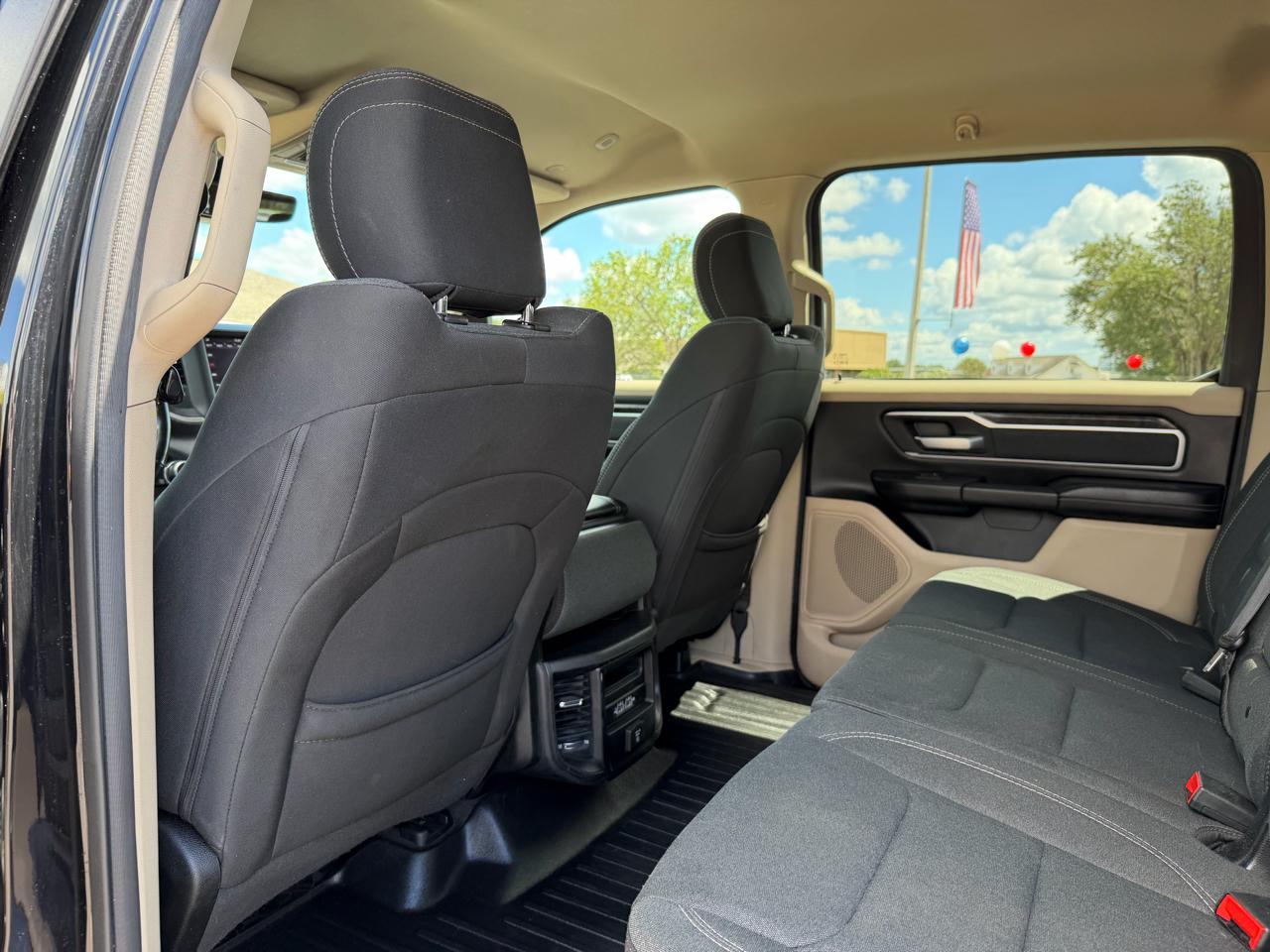 RAM 1500 Big Horn Crew Cab SWB 4WD 2020