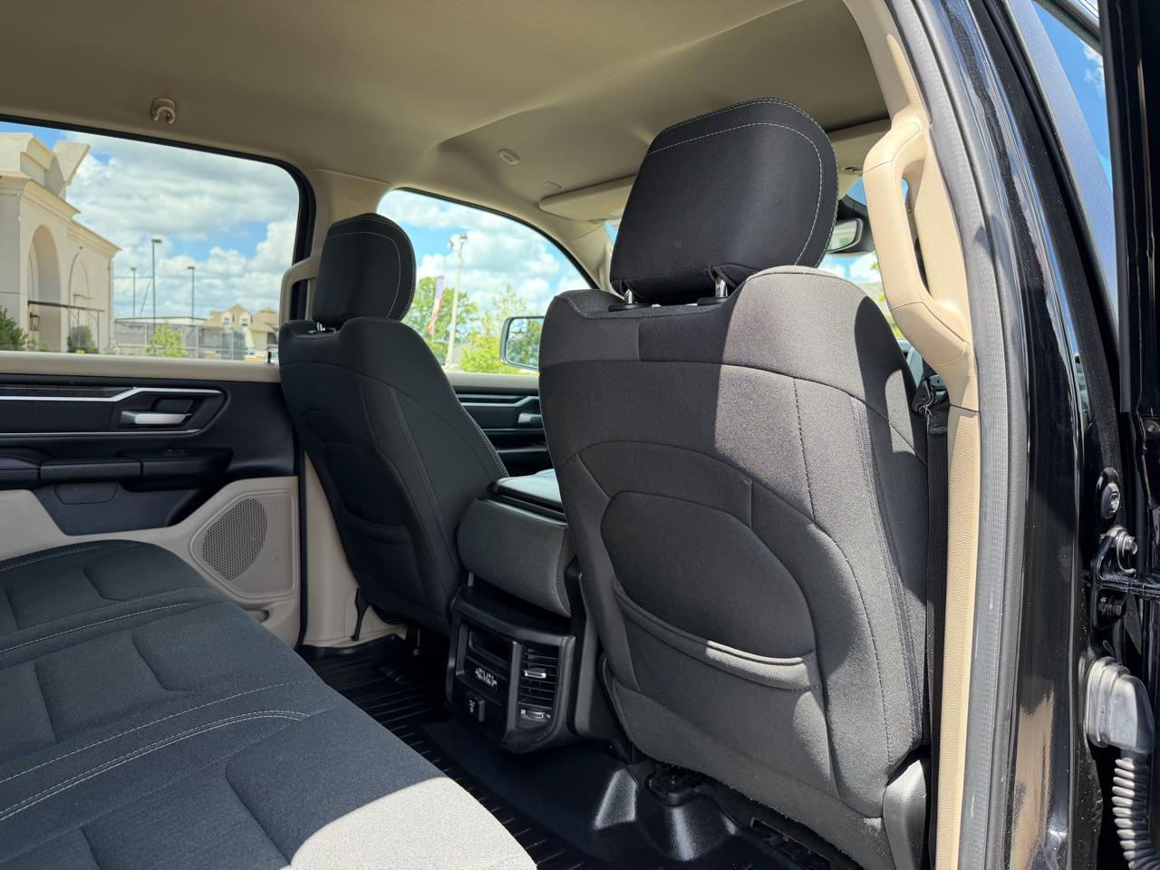 RAM 1500 Big Horn Crew Cab SWB 4WD 2020