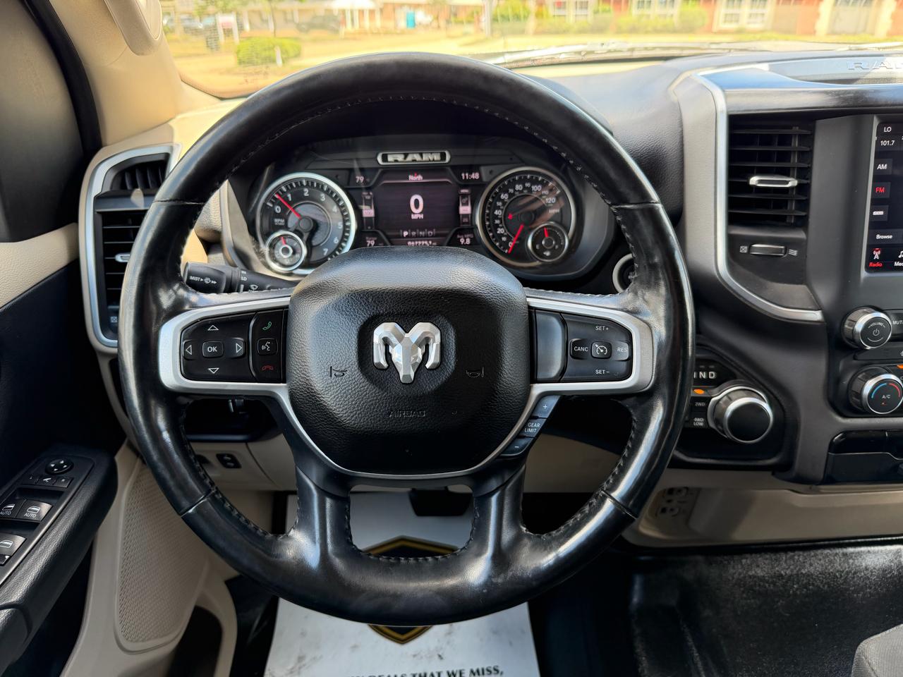 RAM 1500 Big Horn Crew Cab SWB 4WD 2020
