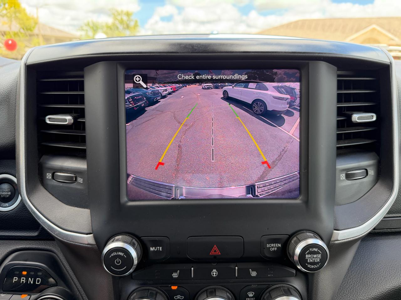 RAM 1500 Big Horn Crew Cab SWB 4WD 2020