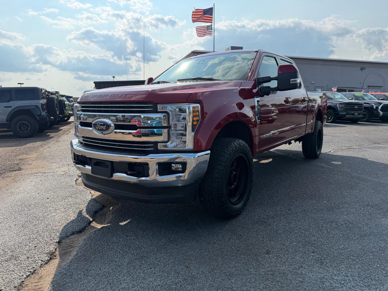 Ford F-250 SD Lariat Crew Cab 4WD 2018