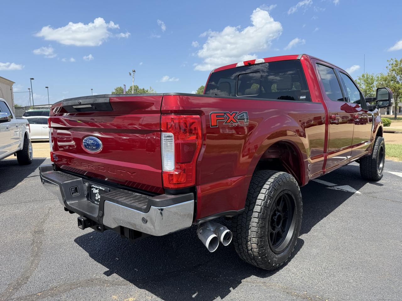 Ford F-250 SD Lariat Crew Cab 4WD 2018
