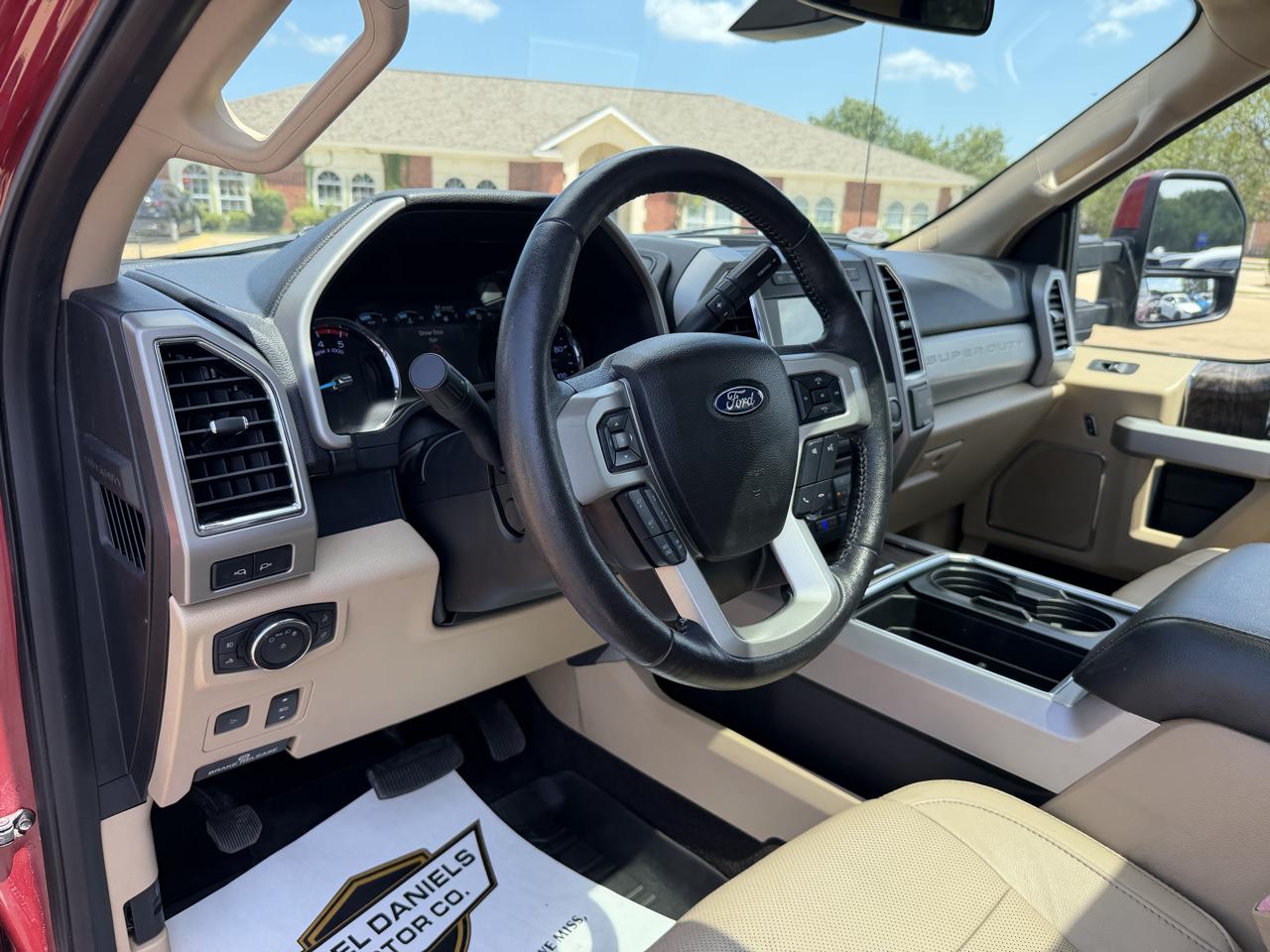 Ford F-250 SD Lariat Crew Cab 4WD 2018