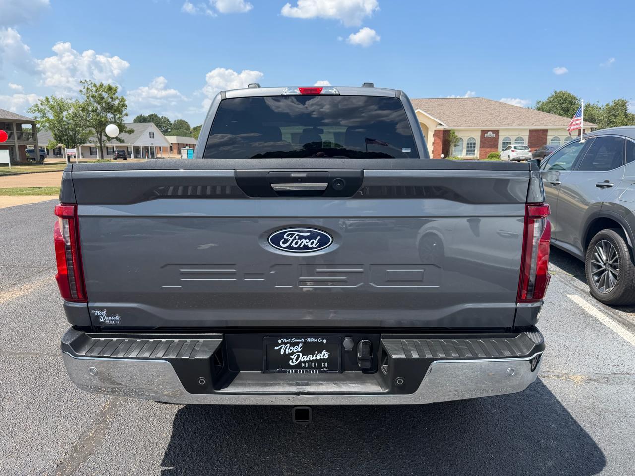 Ford F-150 XLT SuperCrew 4WD 2024