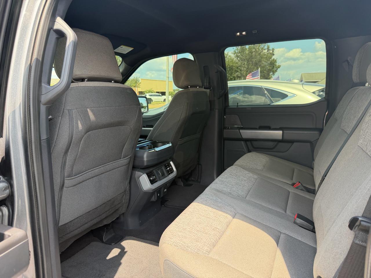 Ford F-150 XLT SuperCrew 4WD 2024