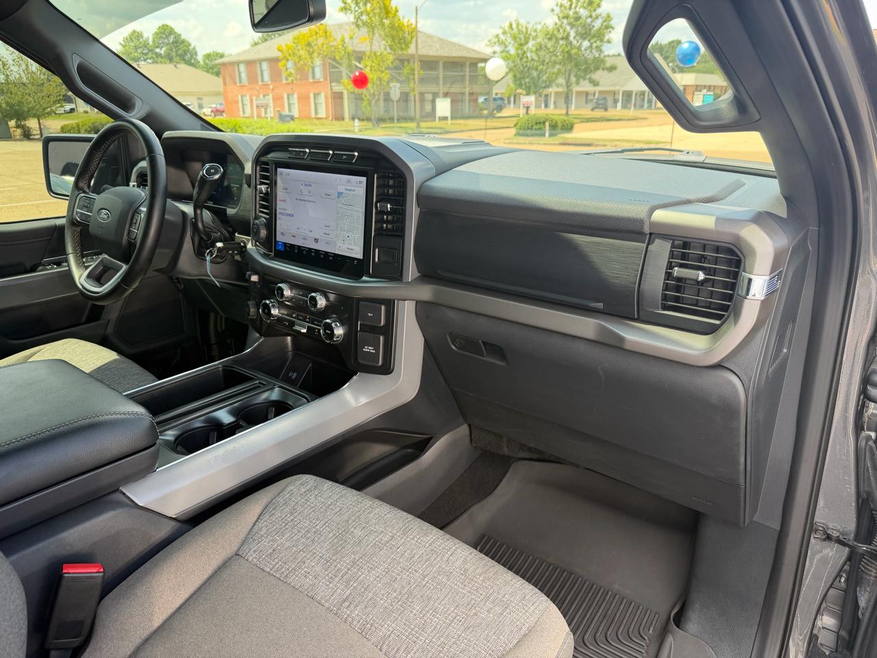 Ford F-150 XLT SuperCrew 4WD 2024