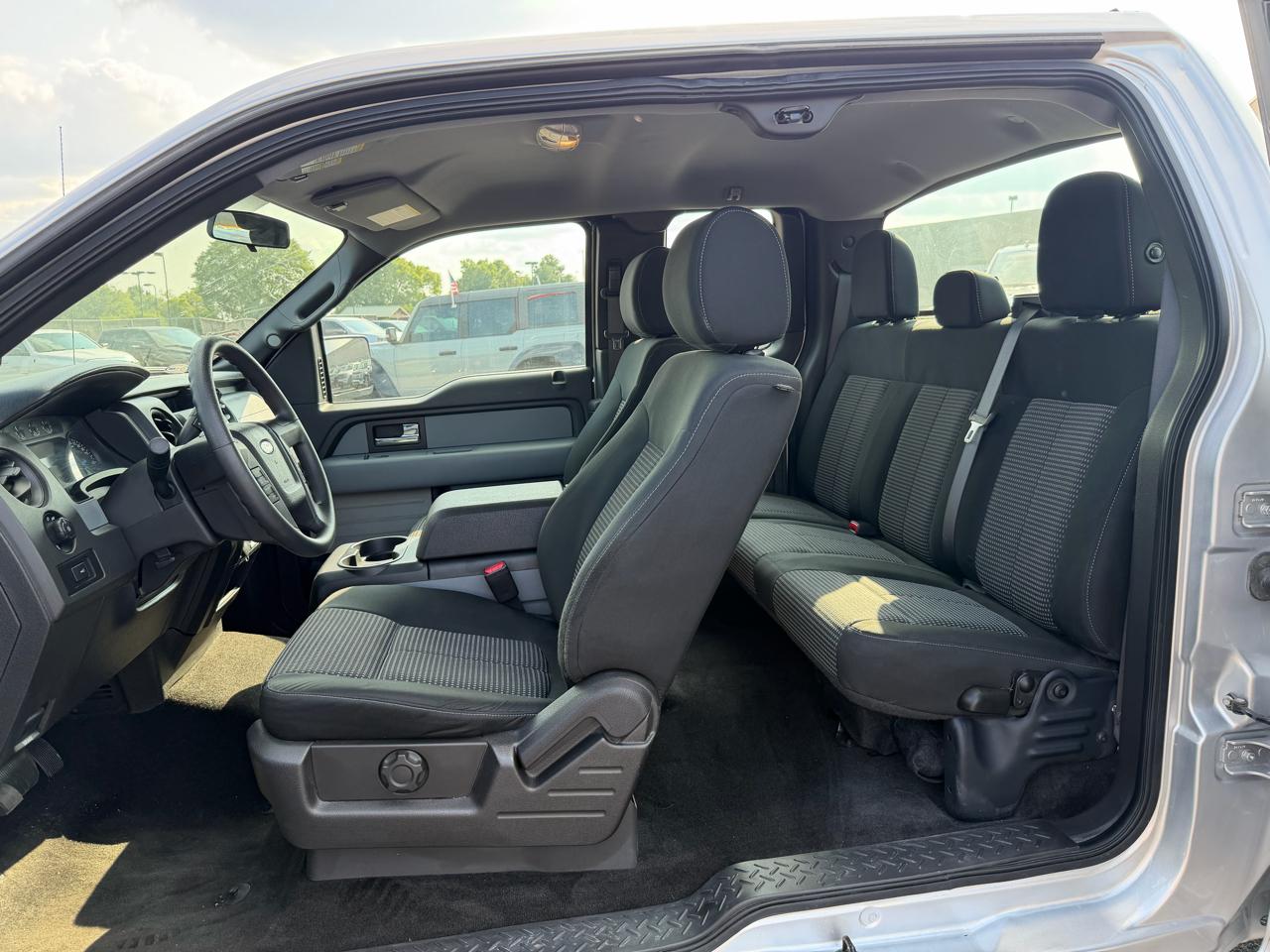 Ford F-150 STX SuperCab 6.5-ft. Bed 4WD 2014