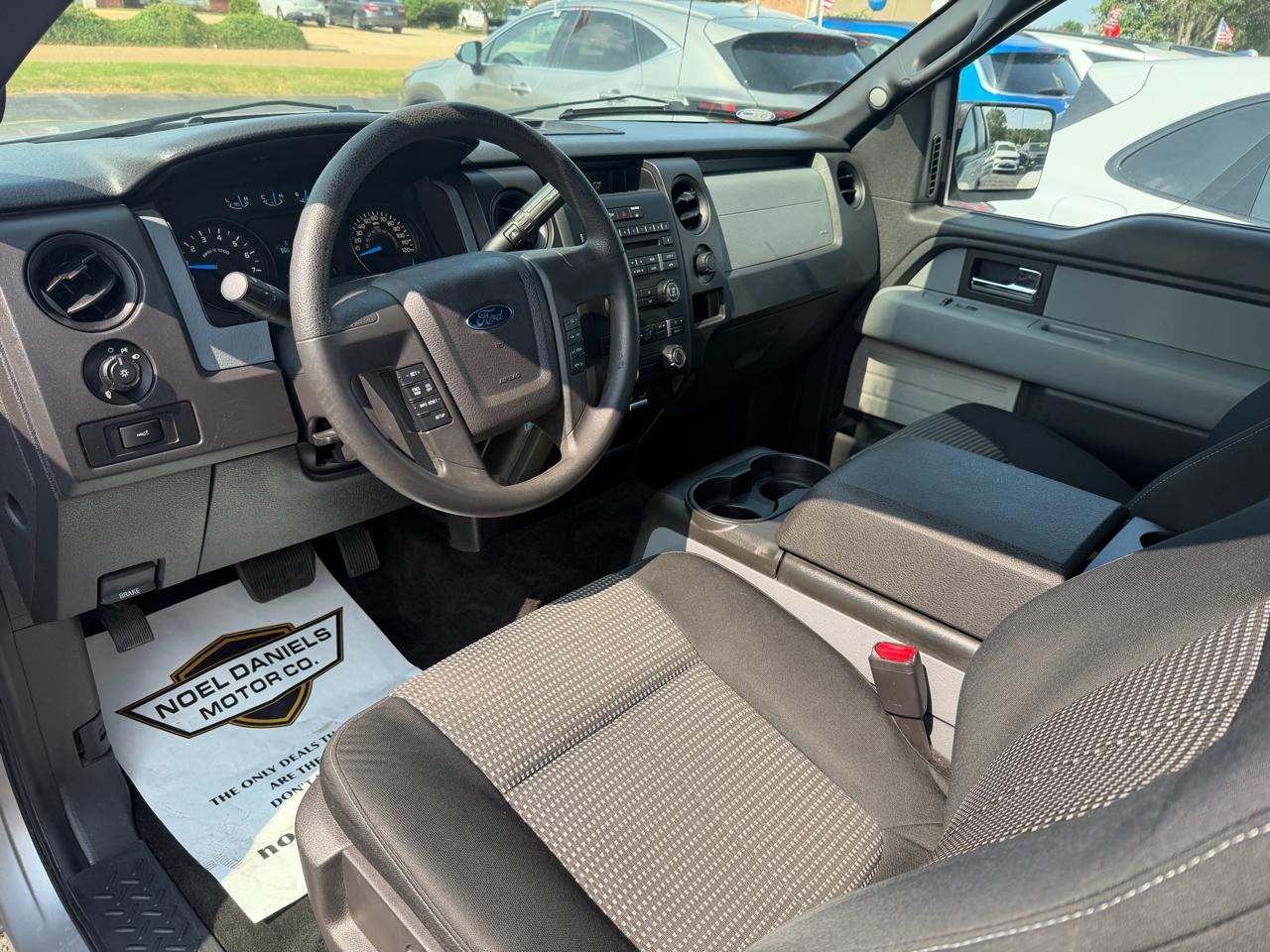 Ford F-150 STX SuperCab 6.5-ft. Bed 4WD 2014