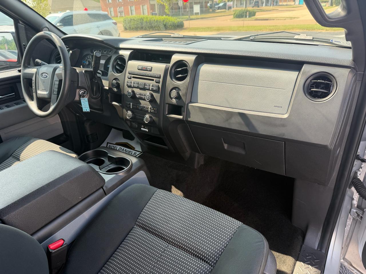 Ford F-150 STX SuperCab 6.5-ft. Bed 4WD 2014