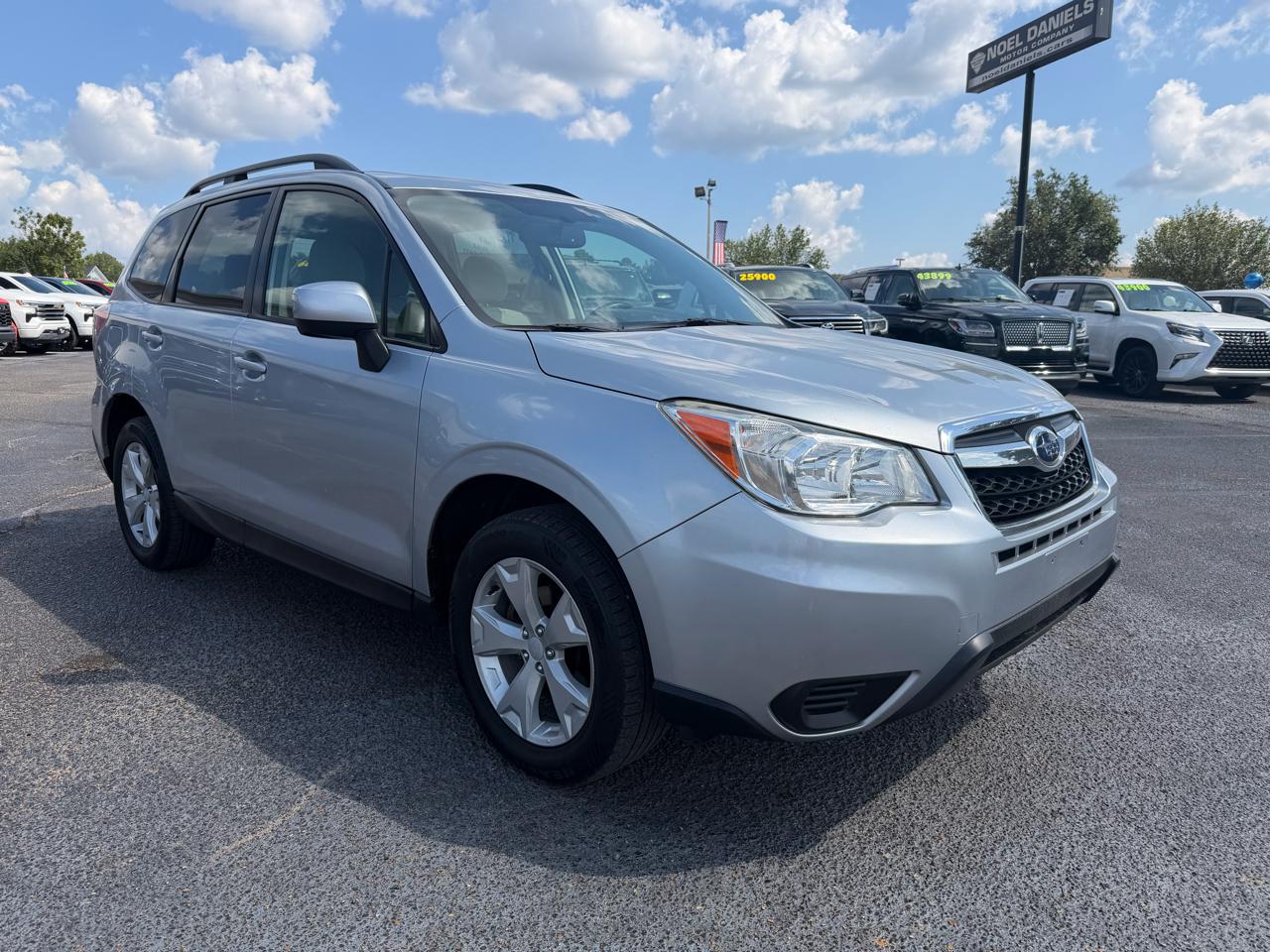 Subaru Forester 2.5i Premium PZEV CVT 2016