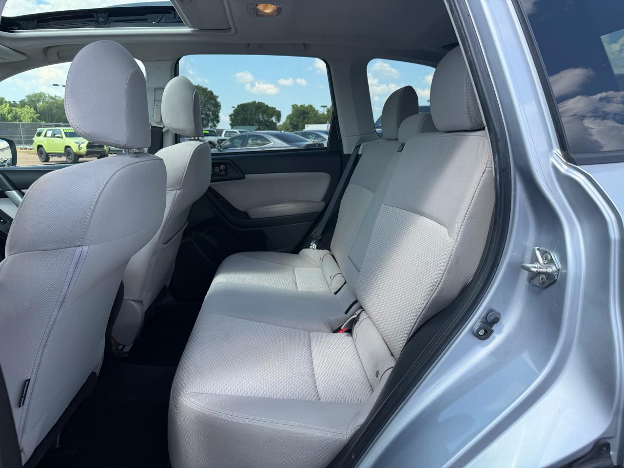 Subaru Forester 2.5i Premium PZEV CVT 2016
