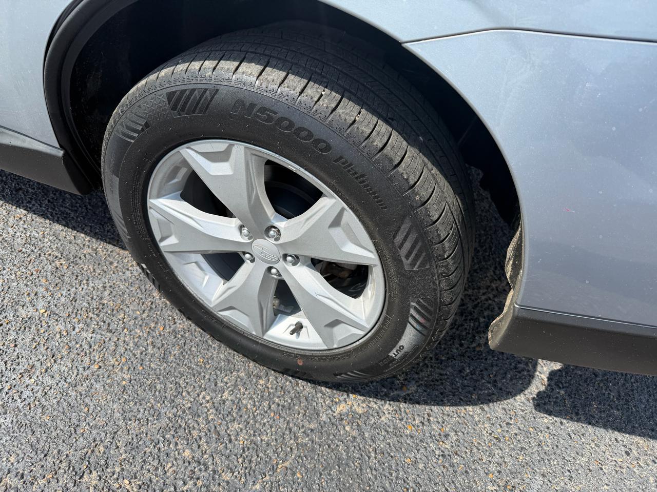 Subaru Forester 2.5i Premium PZEV CVT 2016