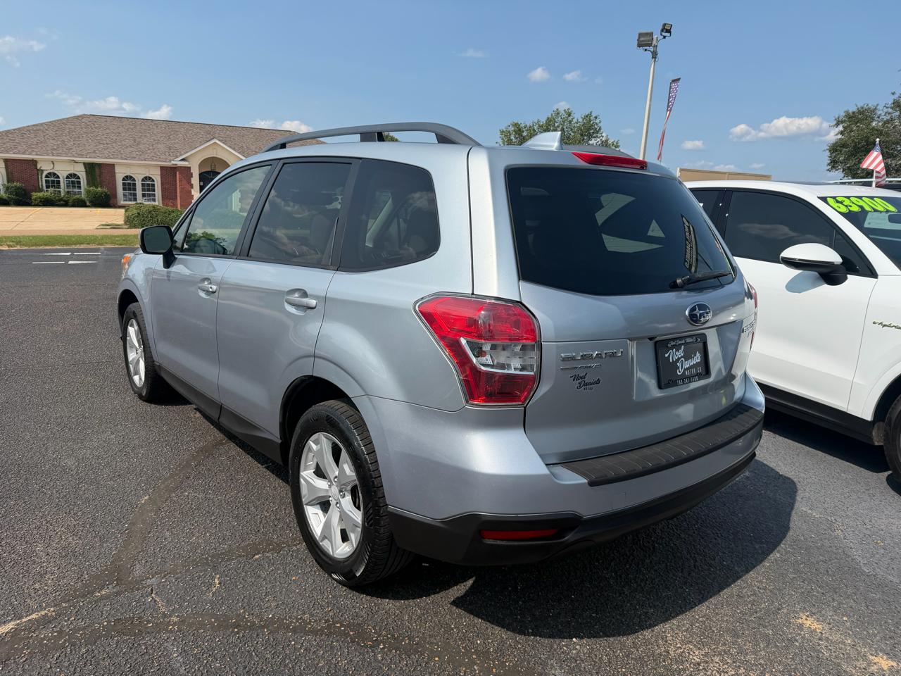 Subaru Forester 2.5i Premium PZEV CVT 2016