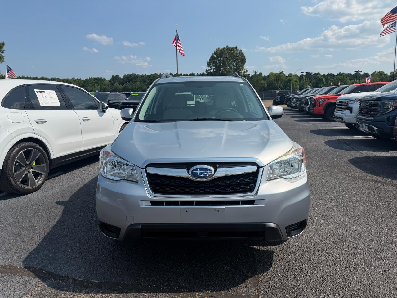Subaru Forester 2.5i Premium PZEV CVT 2016