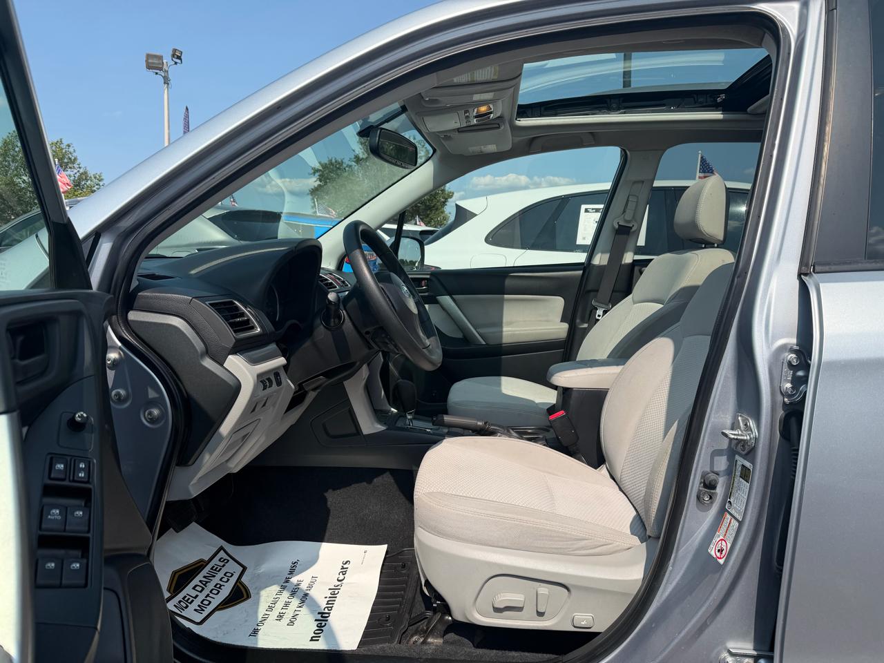 Subaru Forester 2.5i Premium PZEV CVT 2016