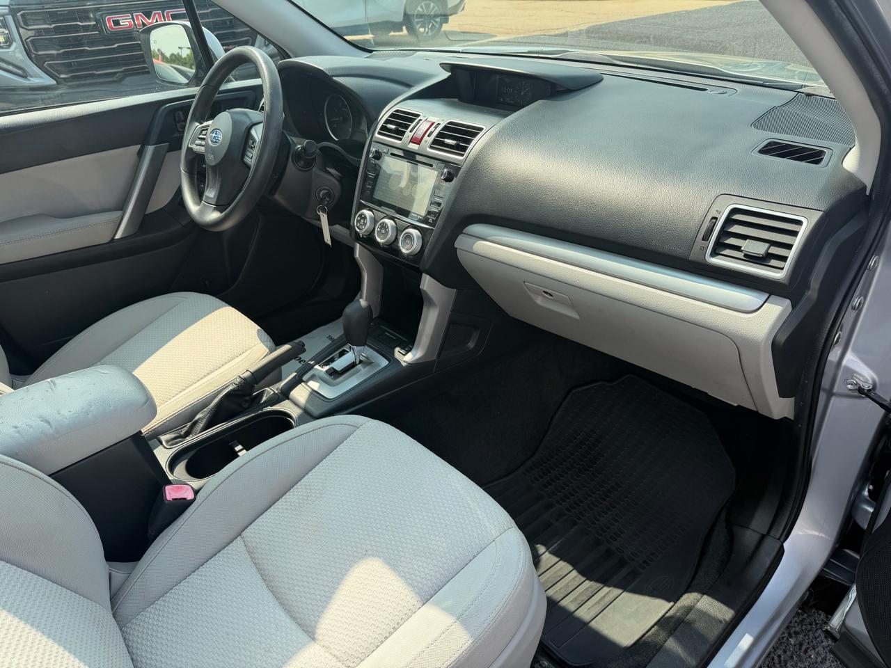 Subaru Forester 2.5i Premium PZEV CVT 2016