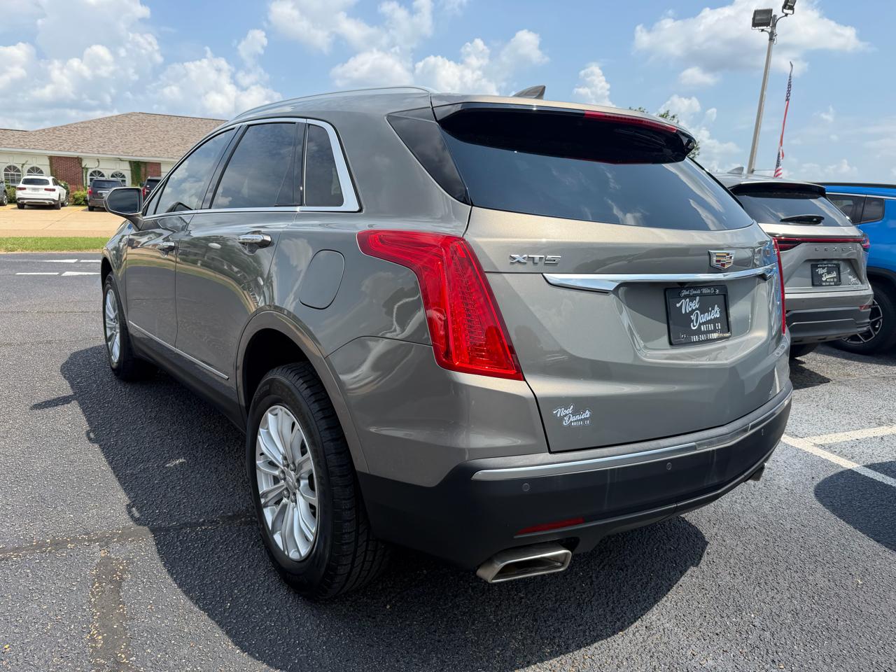 Cadillac XT5 FWD 4dr 2018