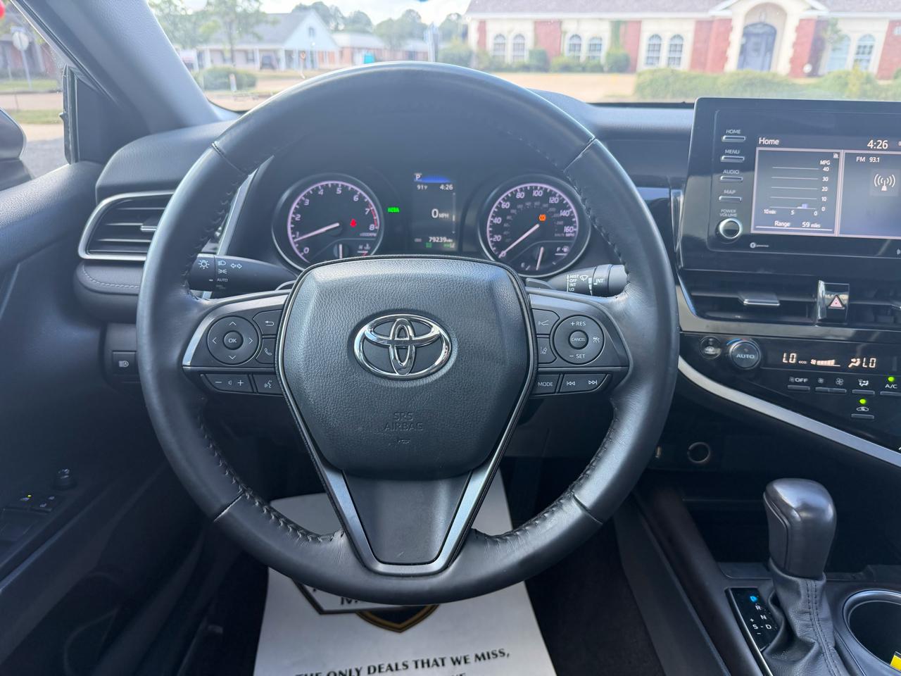 Toyota Camry SE 2023