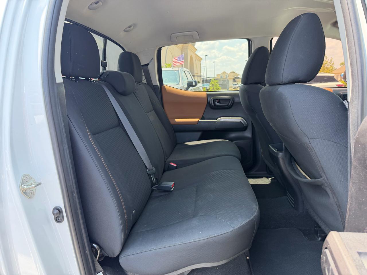 Toyota Tacoma SR5 Double Cab 2020
