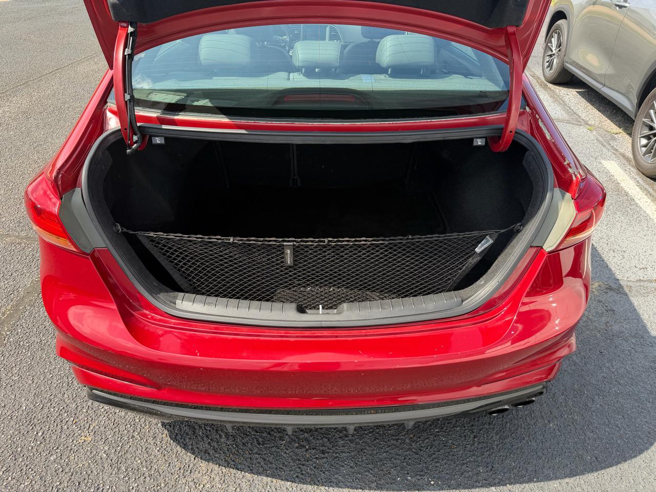 Hyundai Elantra 6AT 2018