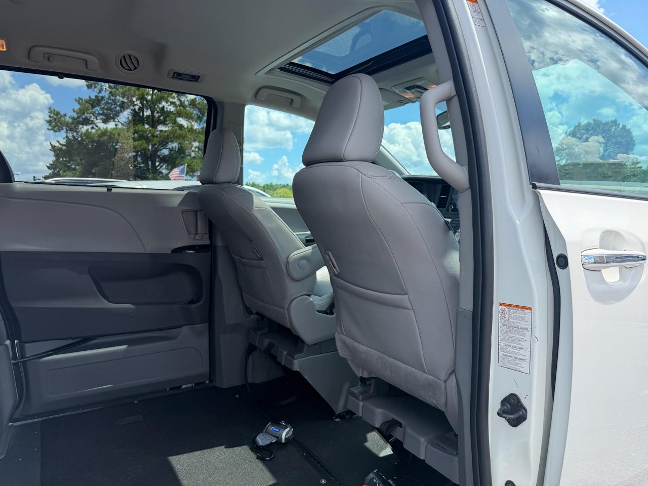 Toyota Sienna Limited Premium 7-Passenger 2020
