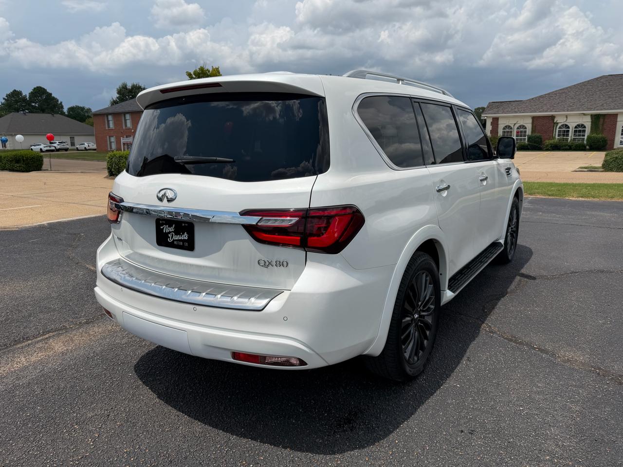 Infiniti QX80 Sensory 4WD 2024