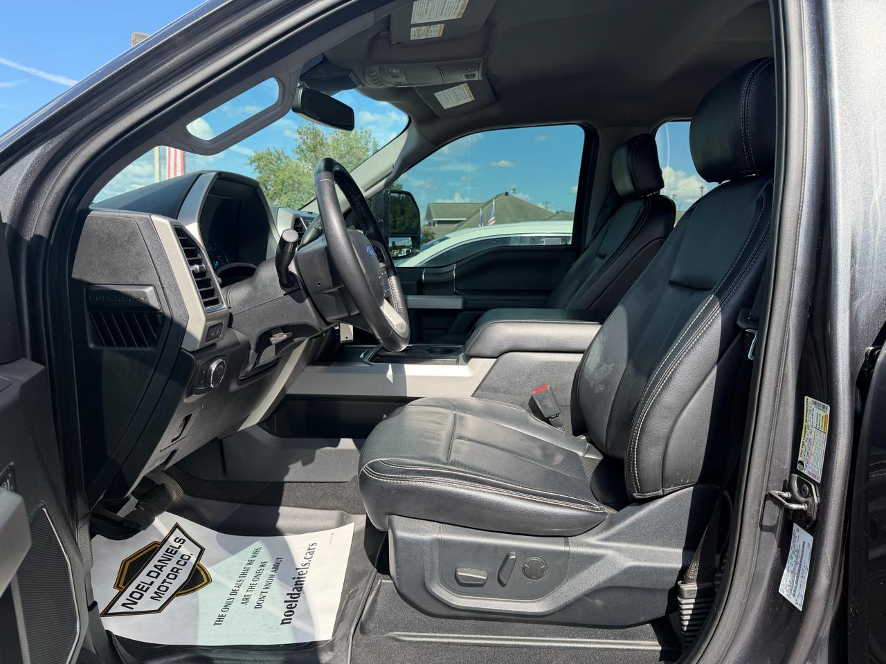 Ford F-250 SD Lariat Crew Cab 4WD 2020
