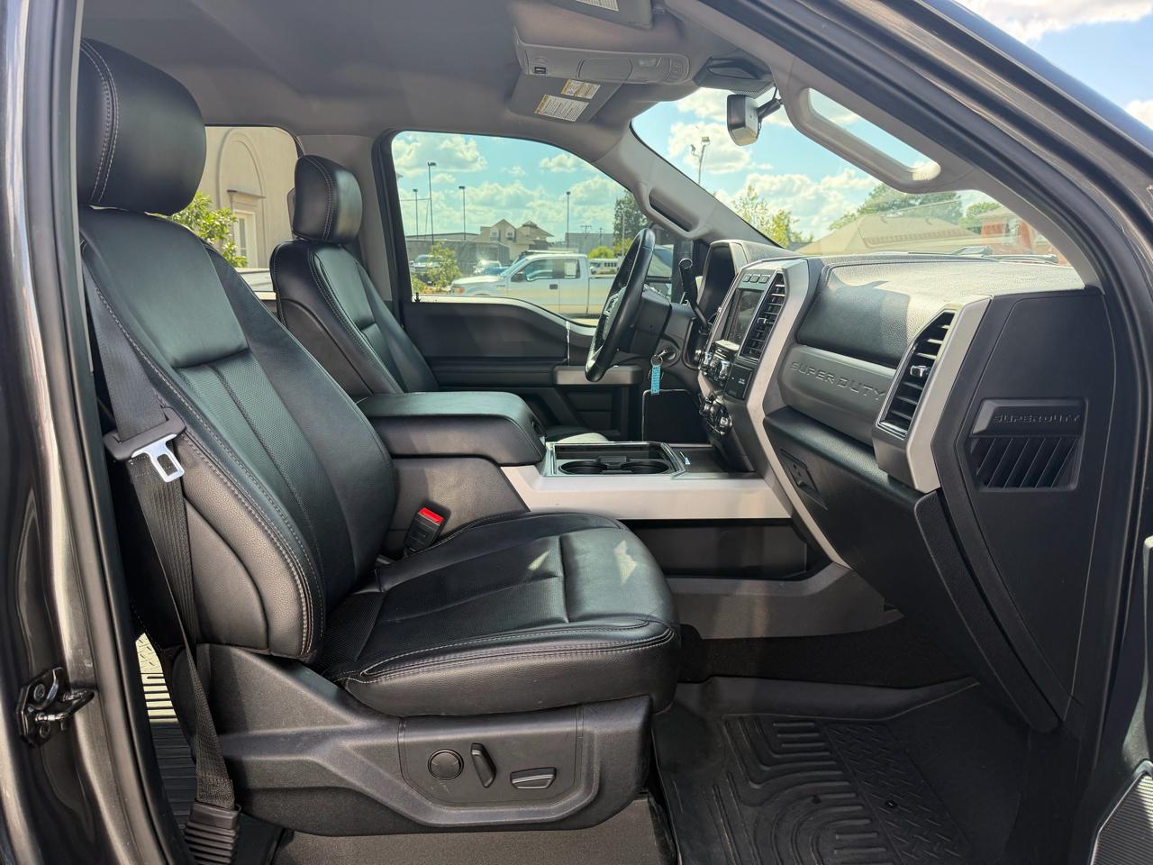 Ford F-250 SD Lariat Crew Cab 4WD 2020