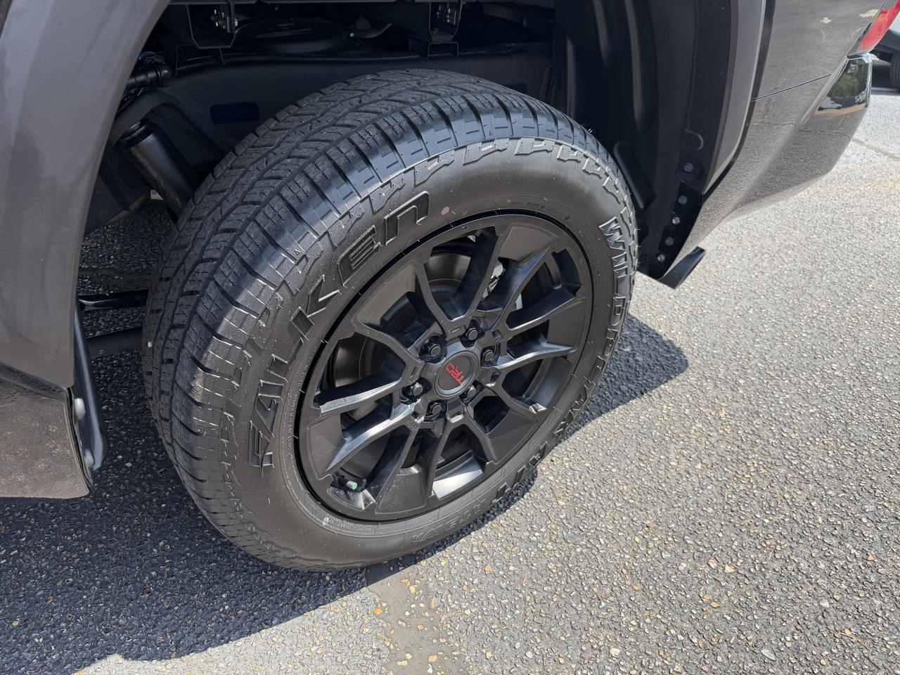 Toyota Tundra SR5 CrewMax 4WD 2023