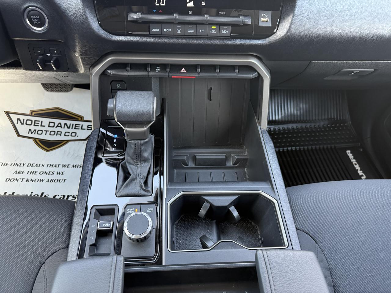 Toyota Tundra SR5 CrewMax 4WD 2023
