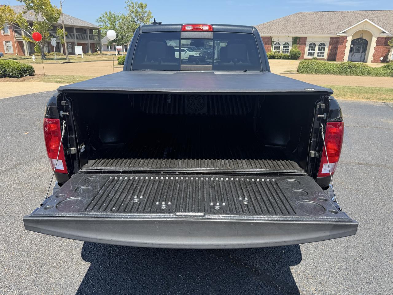 RAM 1500 Big Horn Crew Cab SWB 2WD 2016