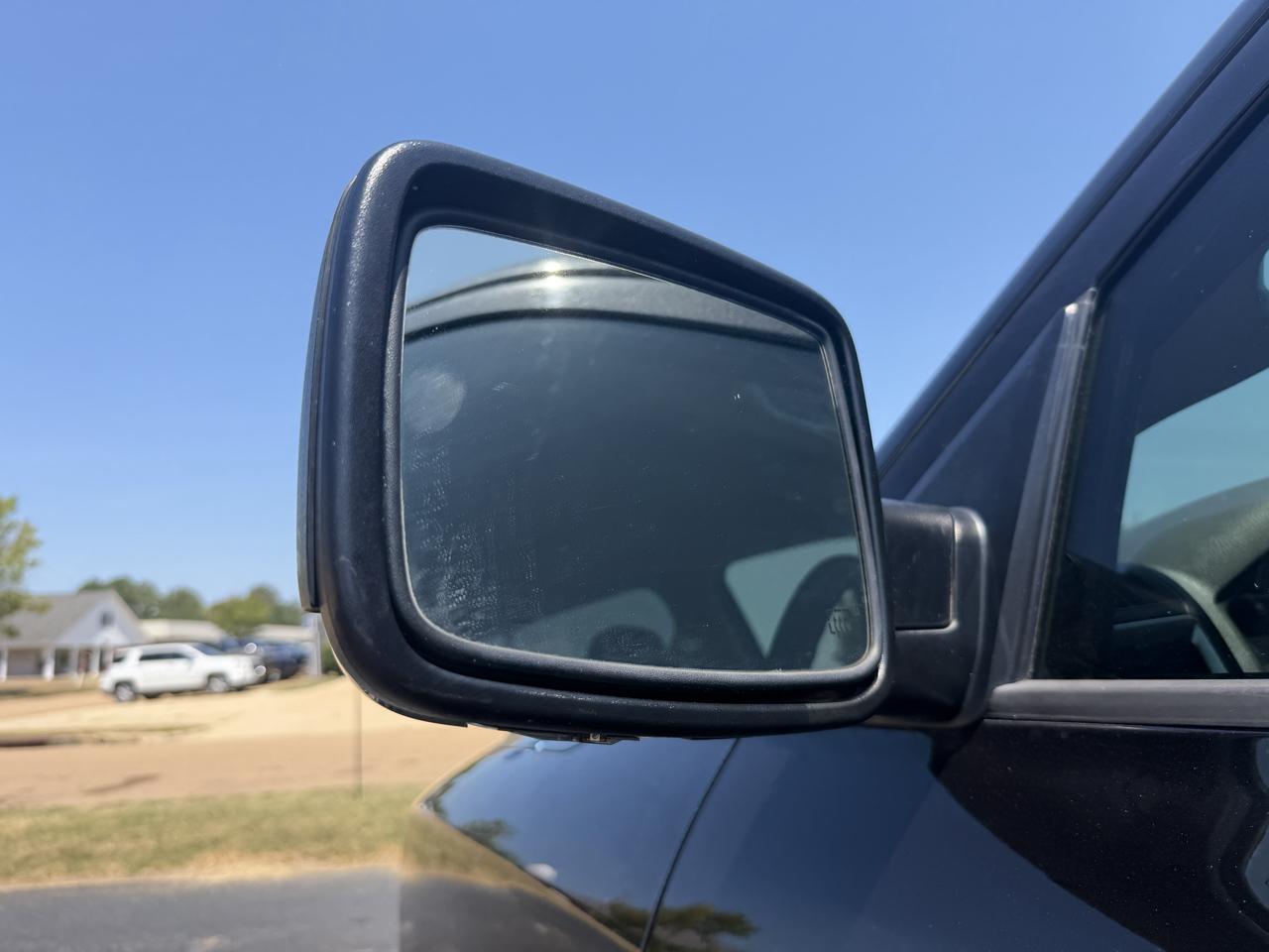 RAM 1500 Big Horn Crew Cab SWB 2WD 2016