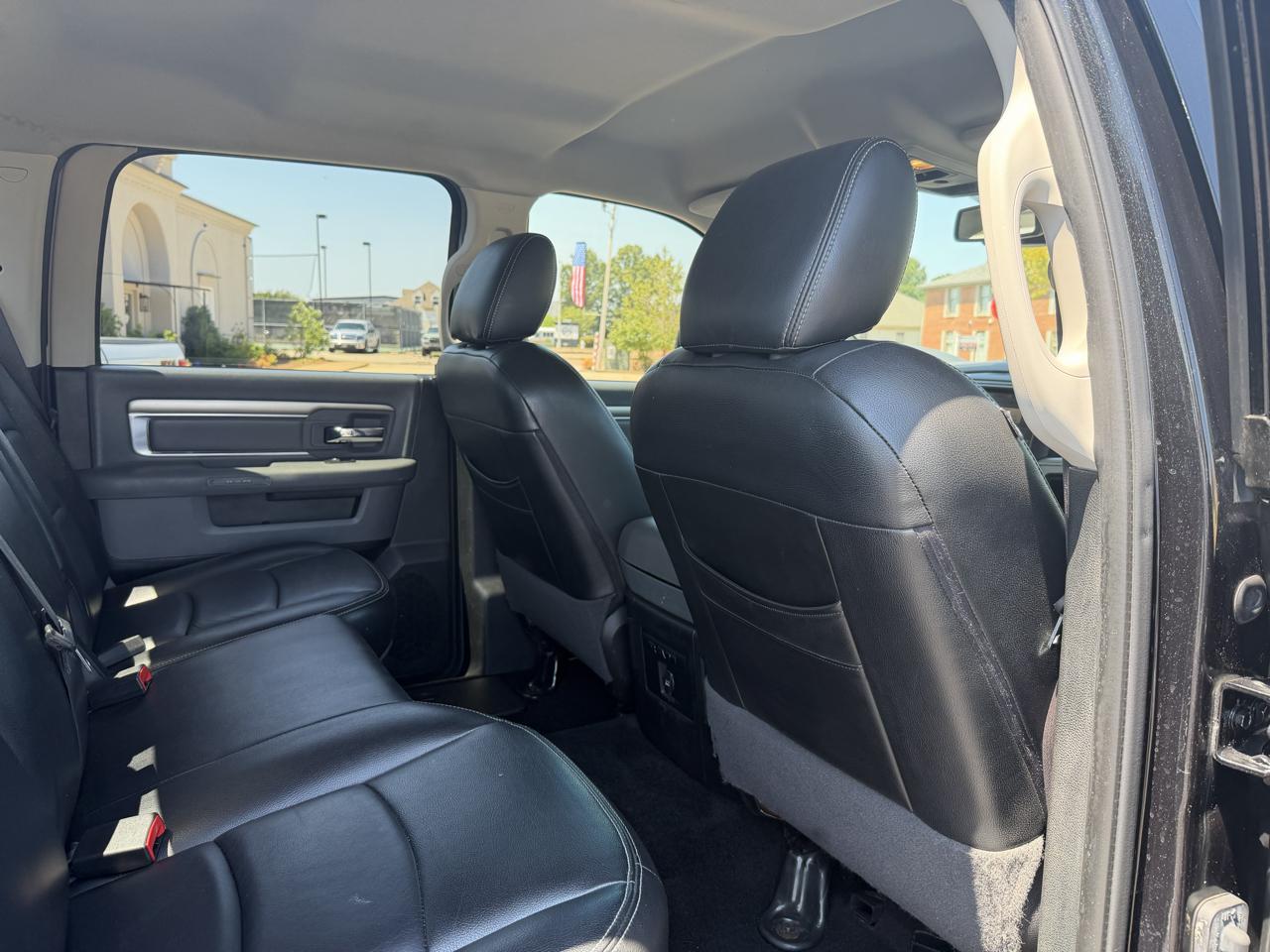 RAM 1500 Big Horn Crew Cab SWB 2WD 2016