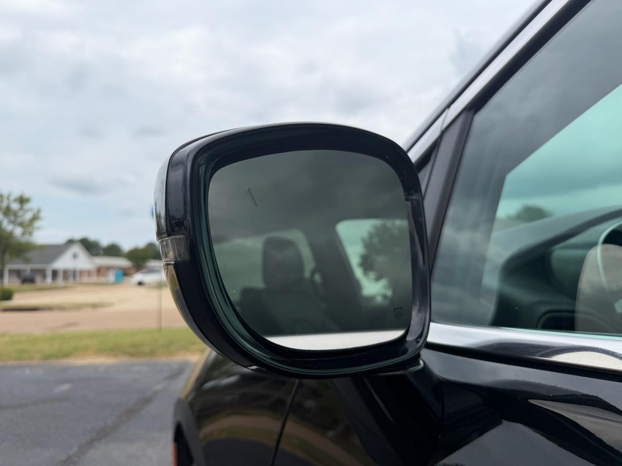 Chrysler Pacifica Select 2025