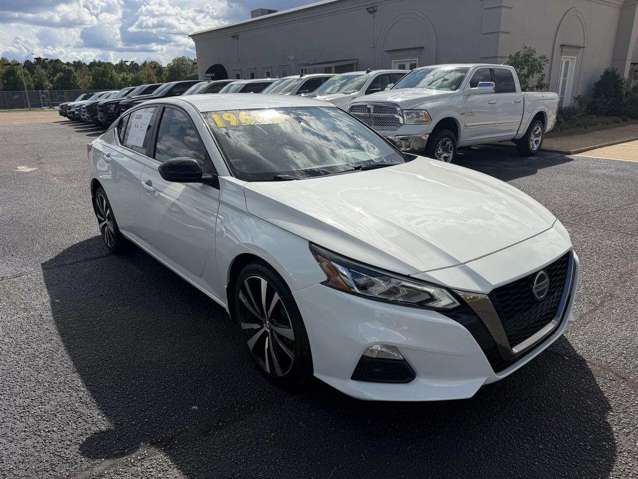 Nissan Altima  2022