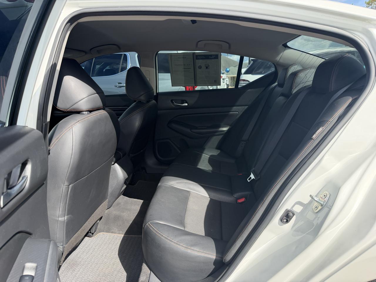 Nissan Altima  2022