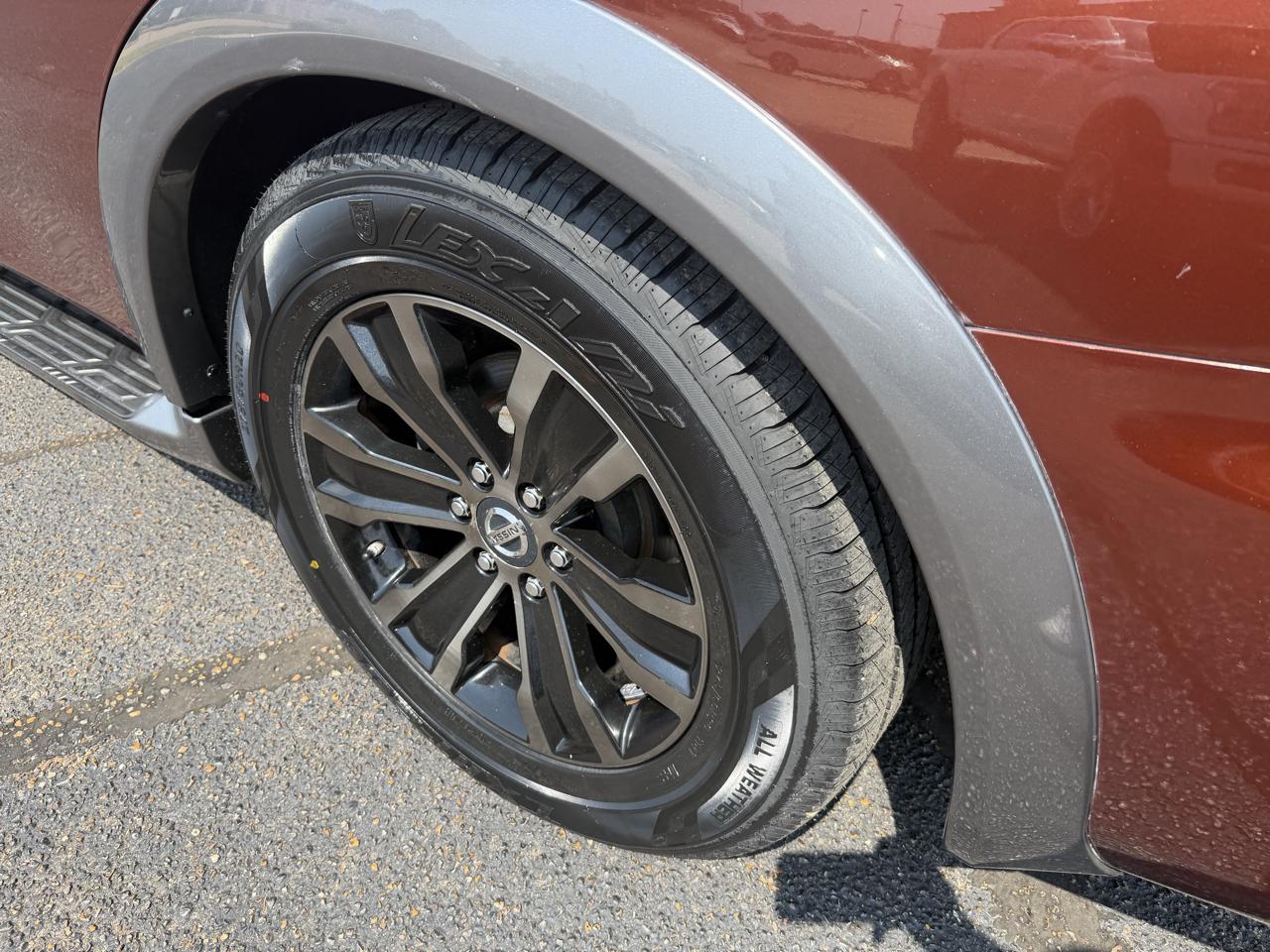 Nissan Armada Platinum 2WD 2018
