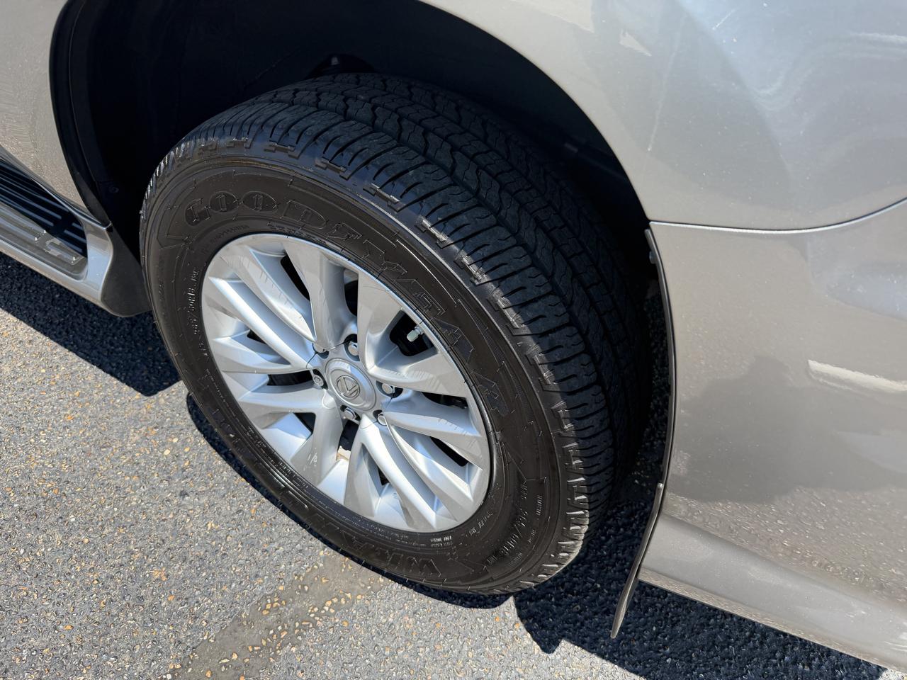 Lexus GX 460 Premium 4D SUV 4WD 2021
