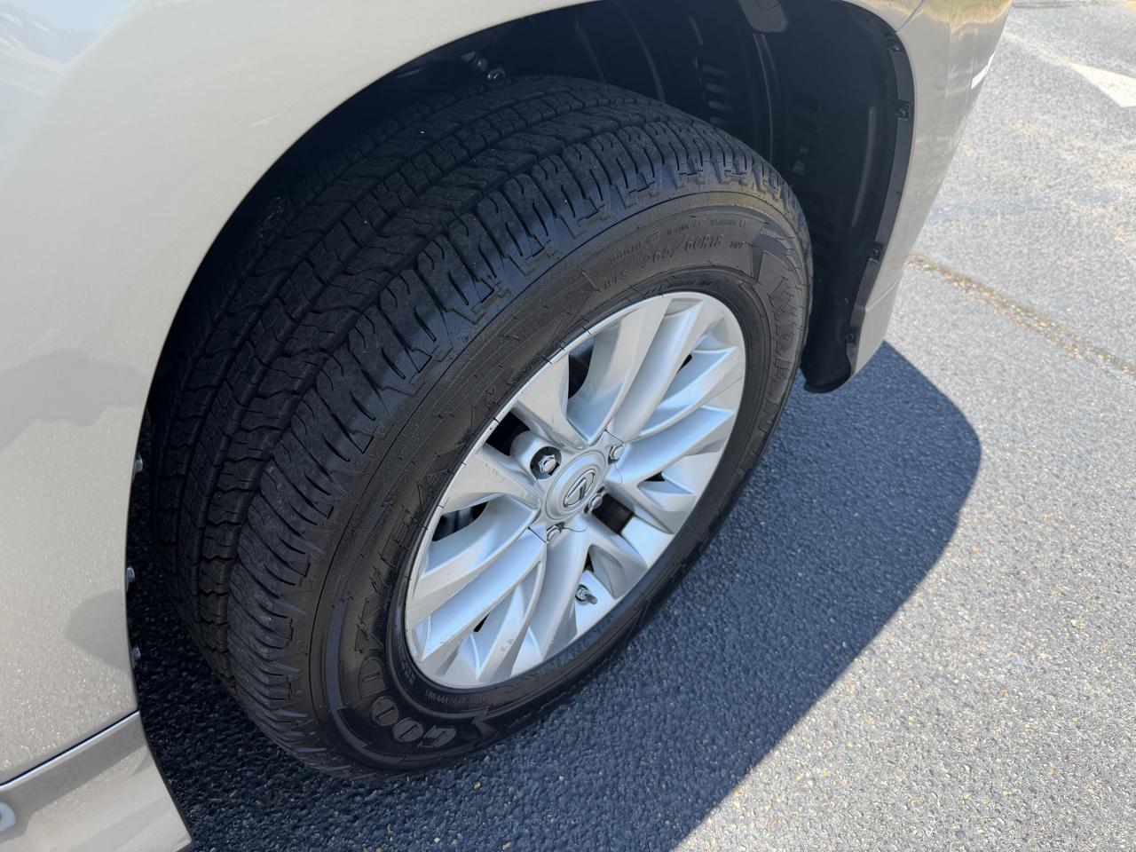 Lexus GX 460 Premium 4D SUV 4WD 2021