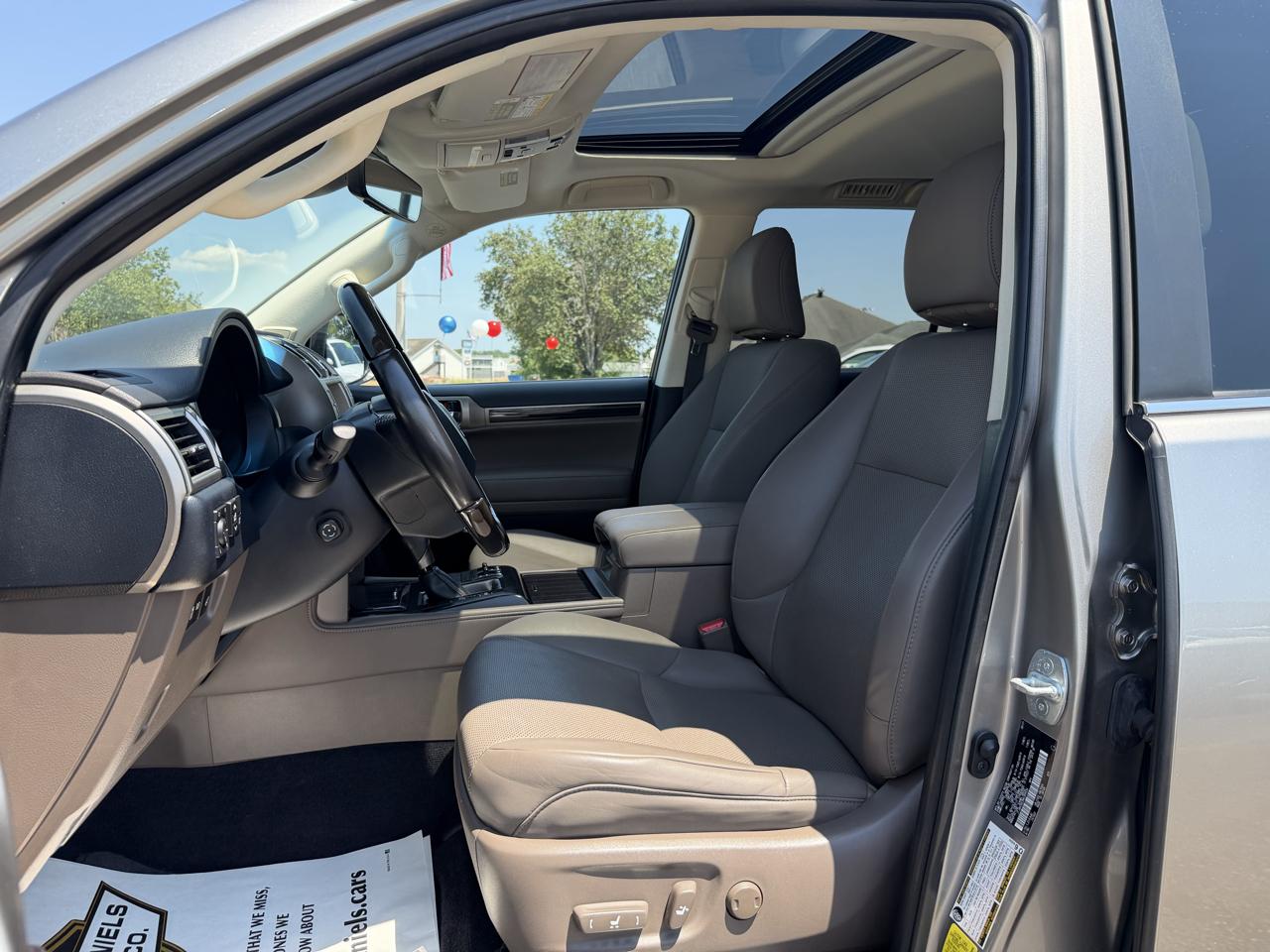 Lexus GX 460 Premium 4D SUV 4WD 2021