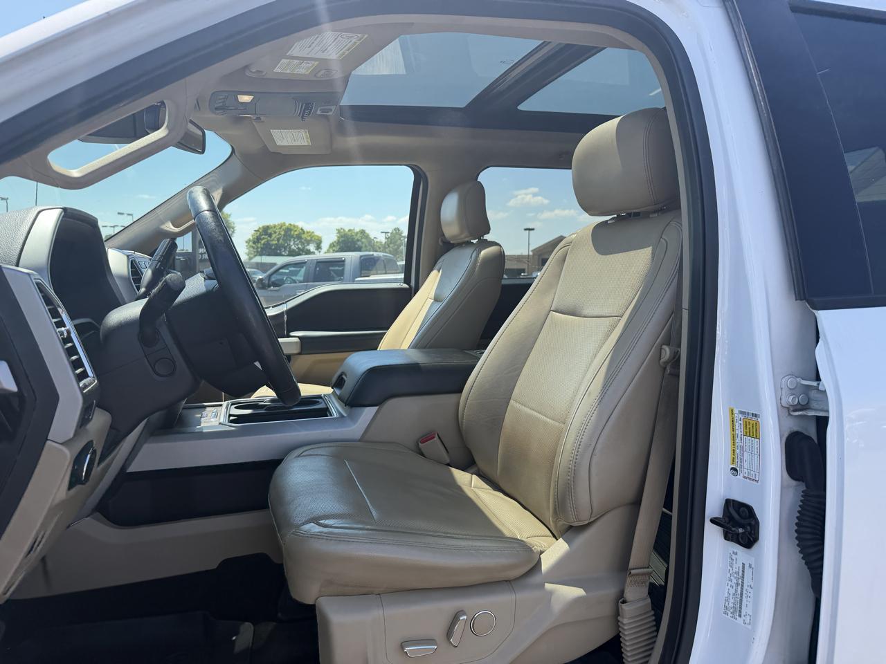 Ford F-350 SD Lariat Crew Cab Long Bed DRW 4WD 2017