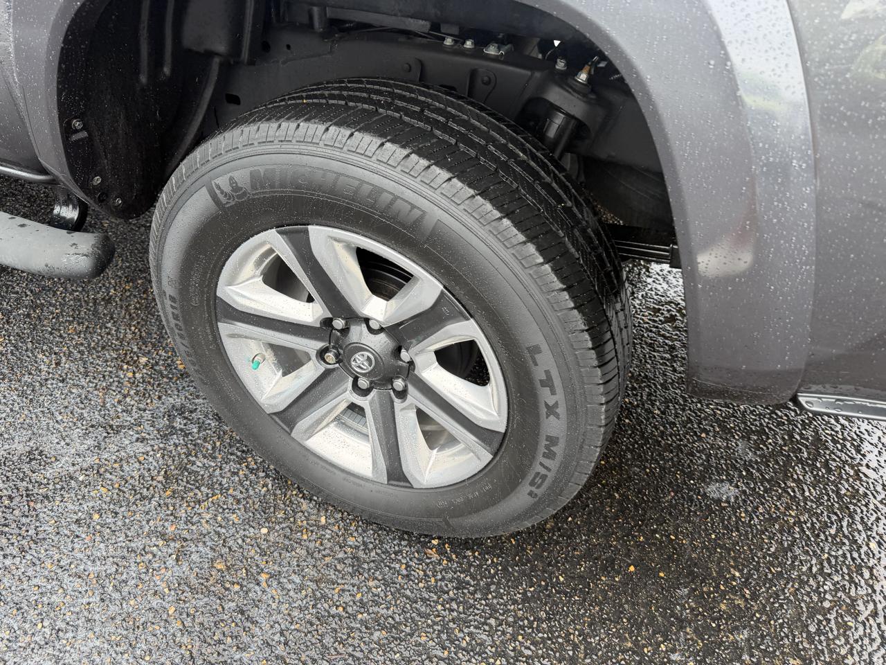 Toyota Tacoma Limited Double Cab V6 6AT 2WD 2019