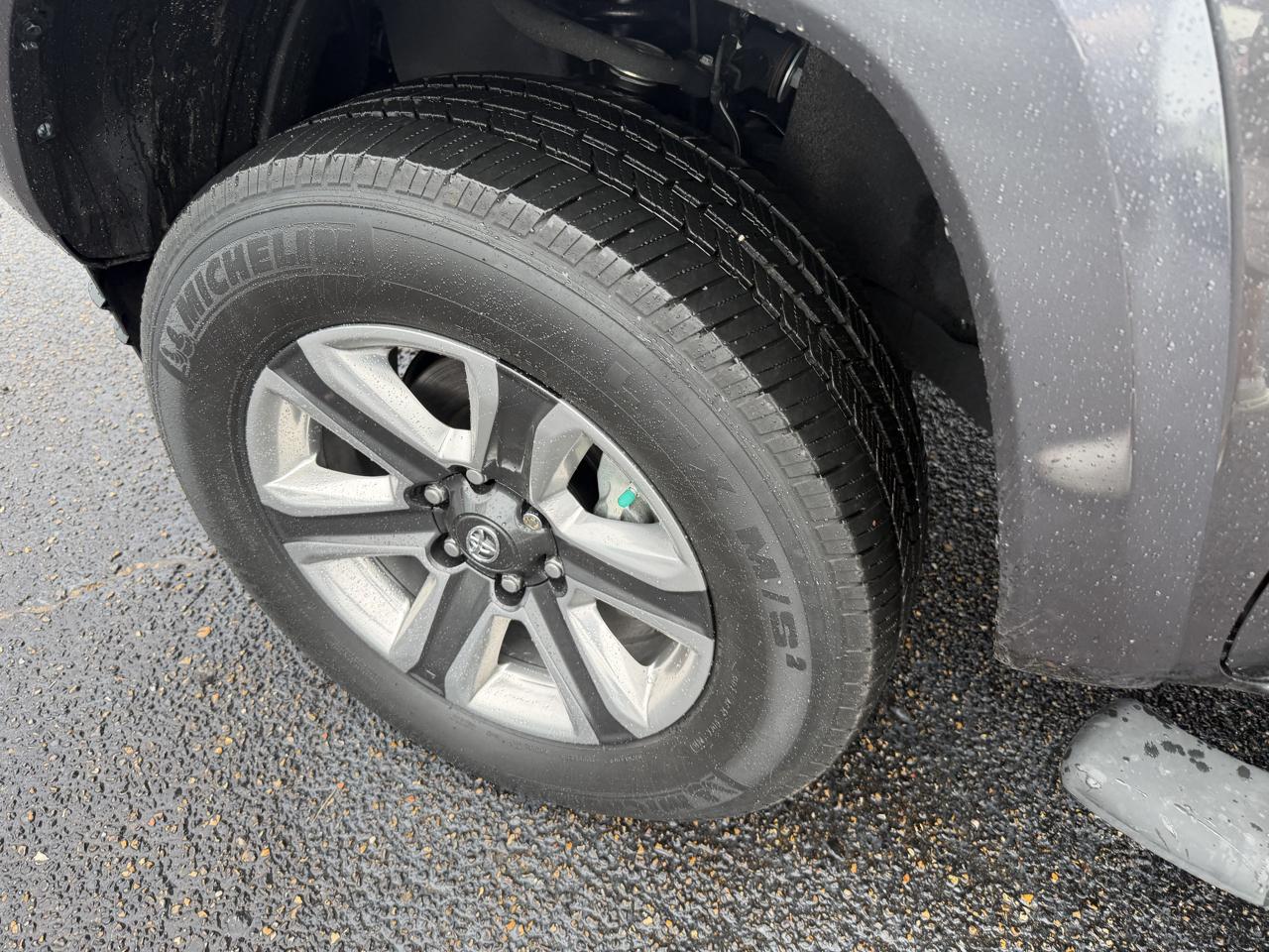 Toyota Tacoma Limited Double Cab V6 6AT 2WD 2019