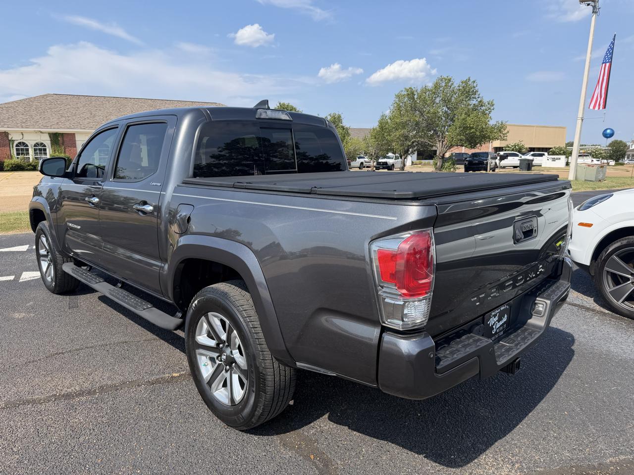 Toyota Tacoma Limited Double Cab V6 6AT 2WD 2019