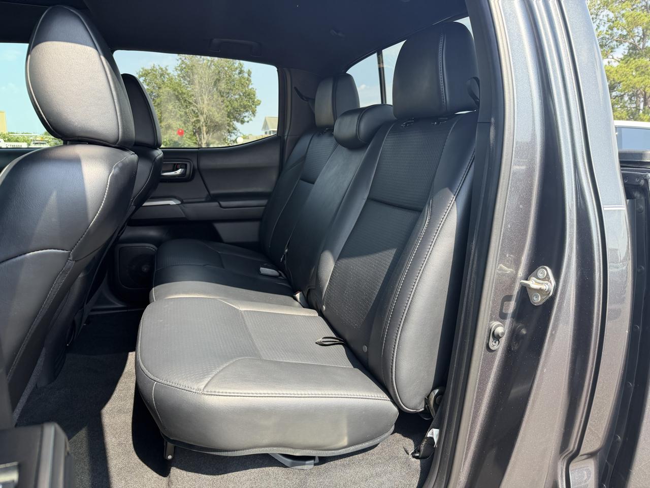 Toyota Tacoma Limited Double Cab V6 6AT 2WD 2019