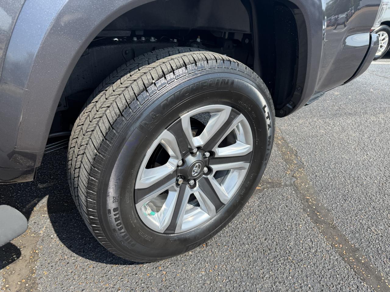 Toyota Tacoma Limited Double Cab V6 6AT 2WD 2019