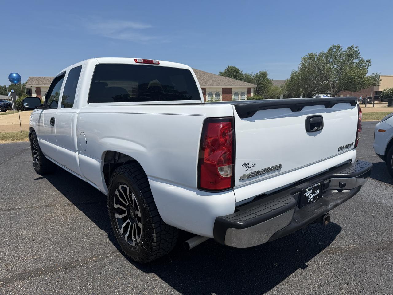 Chevrolet Silverado 1500 Work Truck Ext. Cab Long Bed 2WD 2005