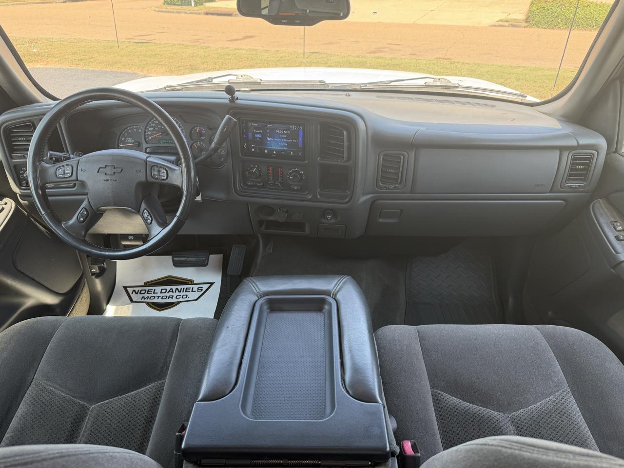 Chevrolet Silverado 1500 Work Truck Ext. Cab Long Bed 2WD 2005