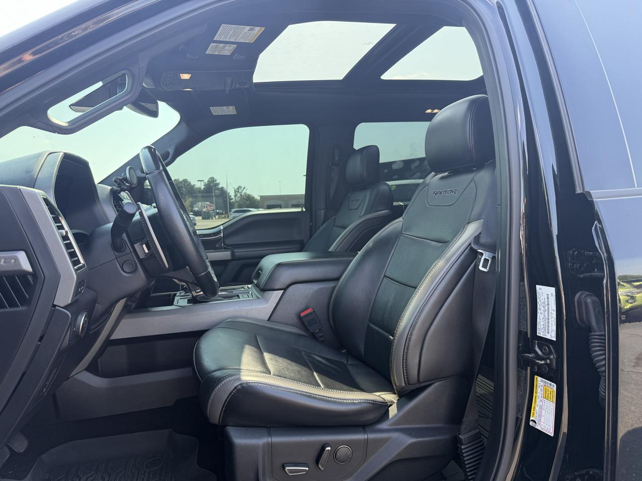 Ford F-150 Raptor SuperCrew 4WD 2018