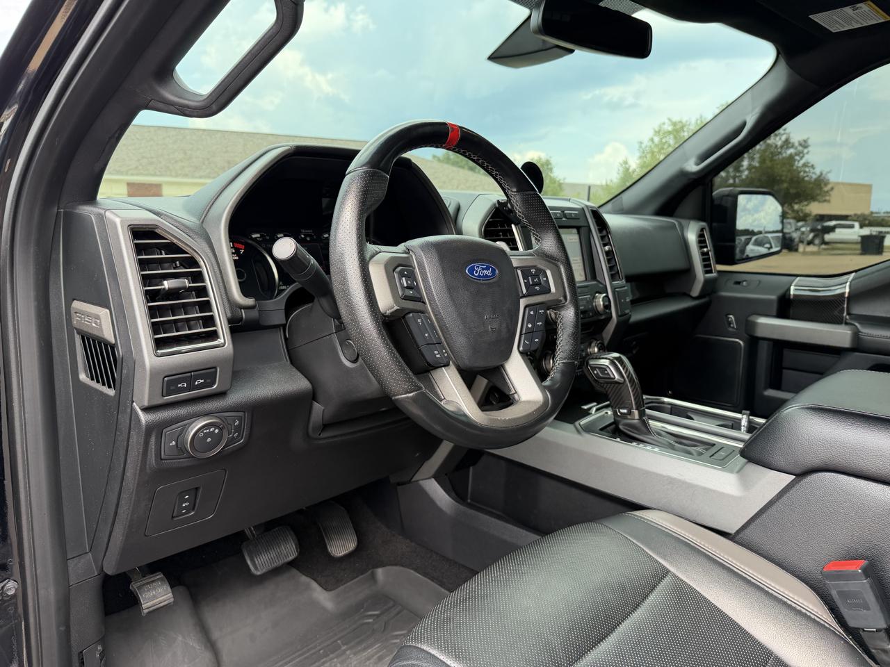 Ford F-150 Raptor SuperCrew 4WD 2018